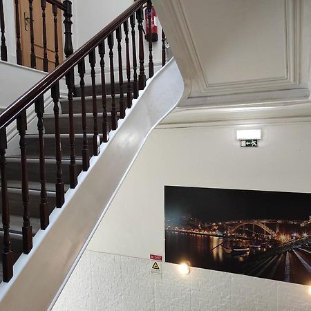Lira Guest House B&B Порто Екстериор снимка