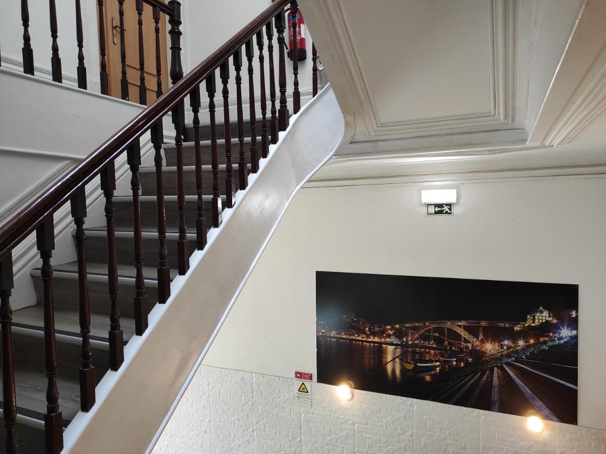 Lira Guest House B&B Порто Екстериор снимка