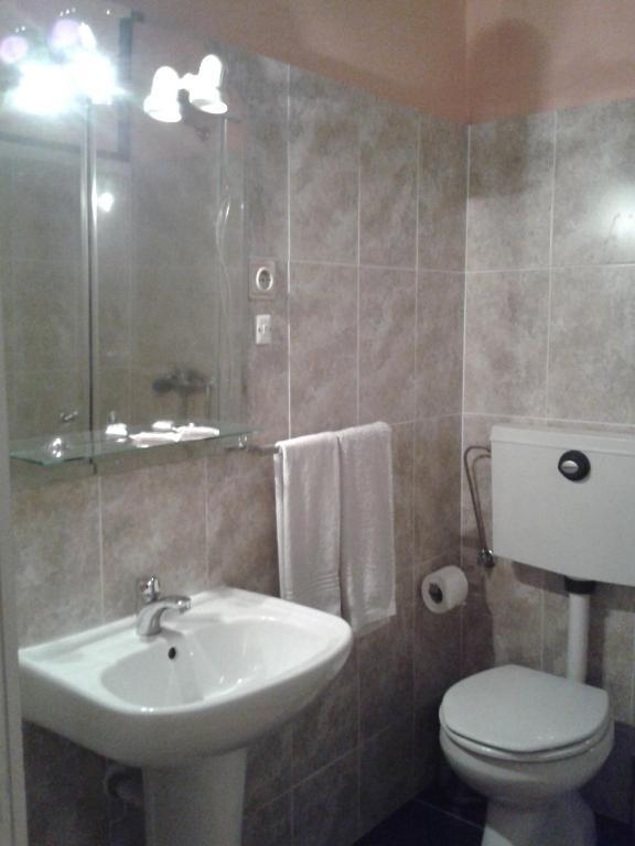 Lira Guest House B&B Порто Екстериор снимка